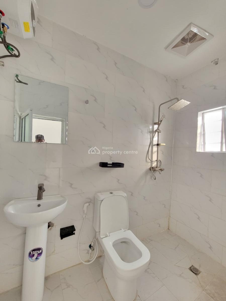 Super Massive Nd Luxury 2bedroom with Personal Staircase, Greenville Estate Phase 2, Badore, Ajah, Lagos, Flat / Apartment for Rent