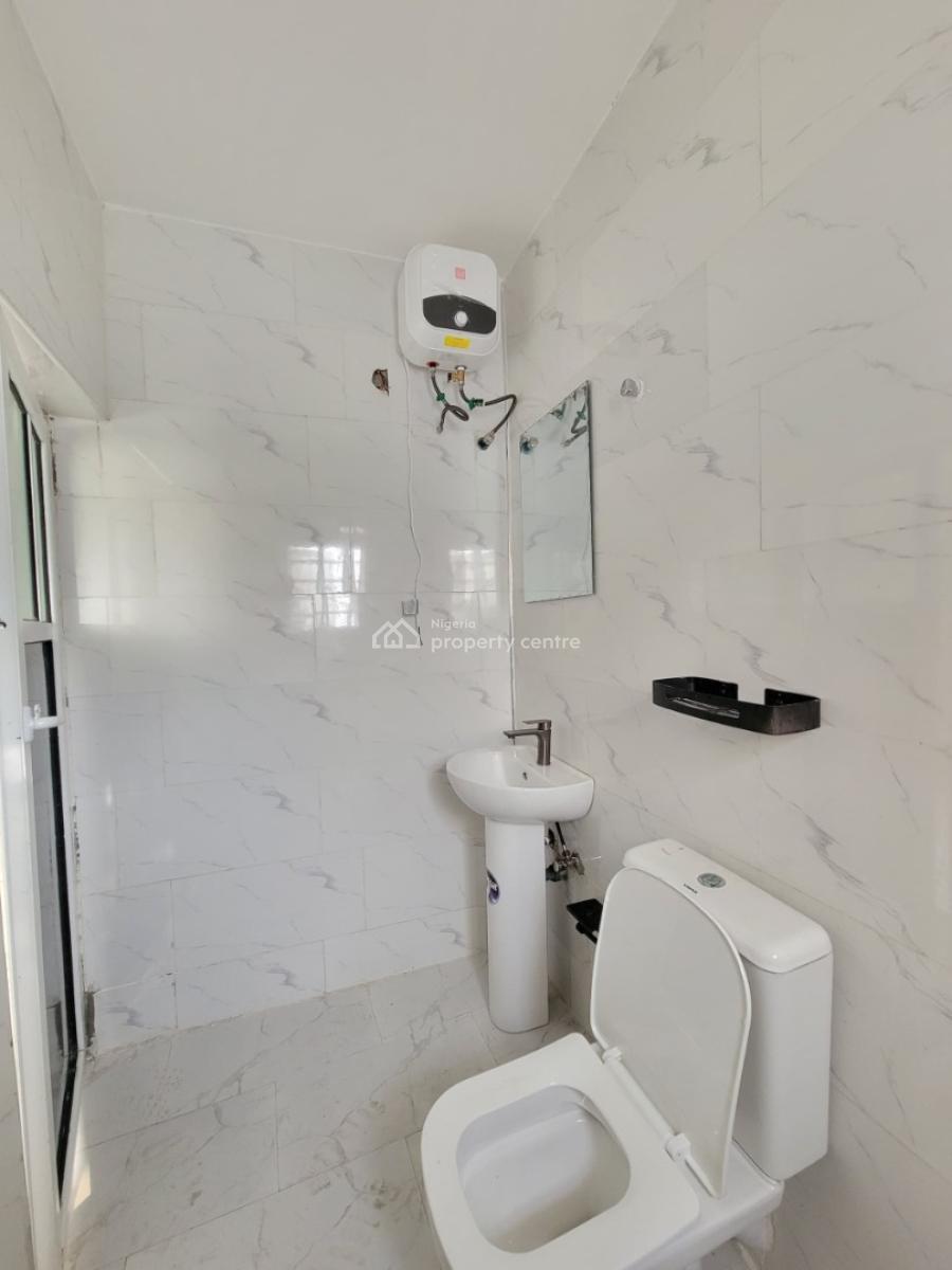 Super Massive Nd Luxury 2bedroom with Personal Staircase, Greenville Estate Phase 2, Badore, Ajah, Lagos, Flat / Apartment for Rent