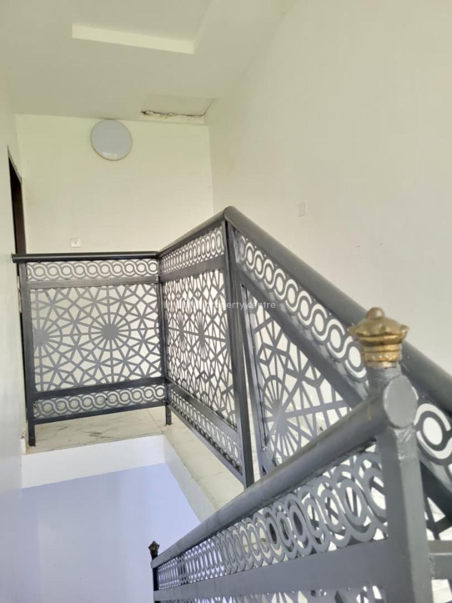 Super Massive Nd Luxury 2bedroom with Personal Staircase, Greenville Estate Phase 2, Badore, Ajah, Lagos, Flat / Apartment for Rent