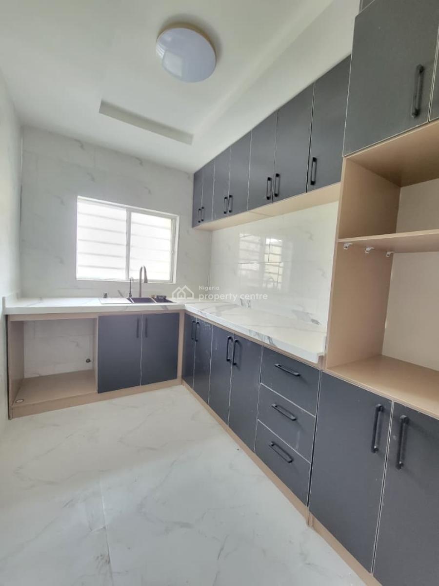 Super Massive Nd Luxury 2bedroom with Personal Staircase, Greenville Estate Phase 2, Badore, Ajah, Lagos, Flat / Apartment for Rent