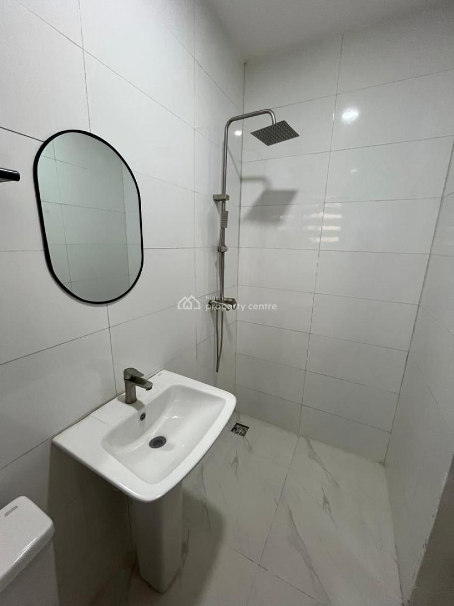 Clean 1 Bedroom Apartment, Westsyde Road, Ogombo, Ajah, Lagos, Mini Flat (room and Parlour) for Rent