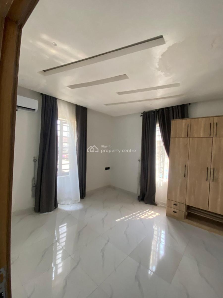 Clean 1 Bedroom Apartment, Westsyde Road, Ogombo, Ajah, Lagos, Mini Flat (room and Parlour) for Rent