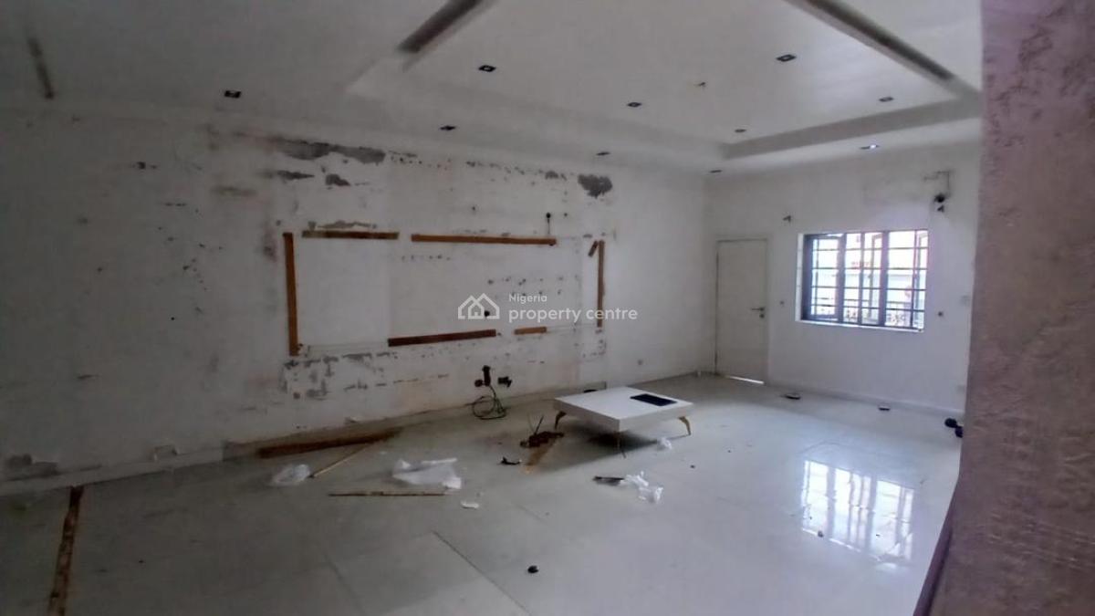 8 Units of 3 Bedrooms Flat with a Room Bq and Swimming Pool, Lekki Phase 1, Lekki, Lagos, Flat / Apartment for Rent