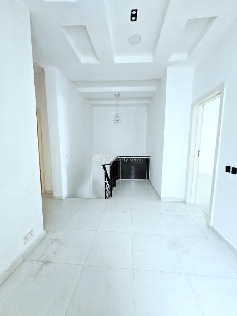 Spacious and Neat 4 Bedroom Semi Detached Duplex, Osapa, Lekki, Lagos, Semi-detached Duplex for Rent