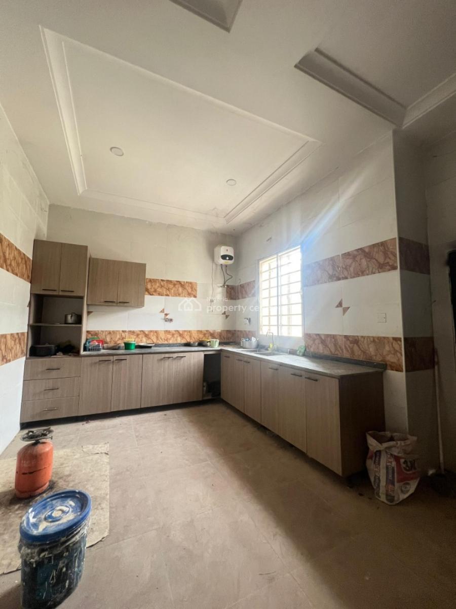 Luxury 5 Bedroom Duplex with Excellent Finishings, Guzape Main, Guzape District, Abuja, Terraced Duplex for Rent