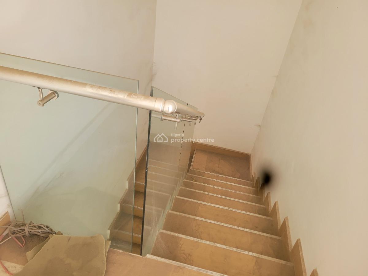 Serviced Showroom, Garki, Abuja, Plaza / Complex / Mall for Rent