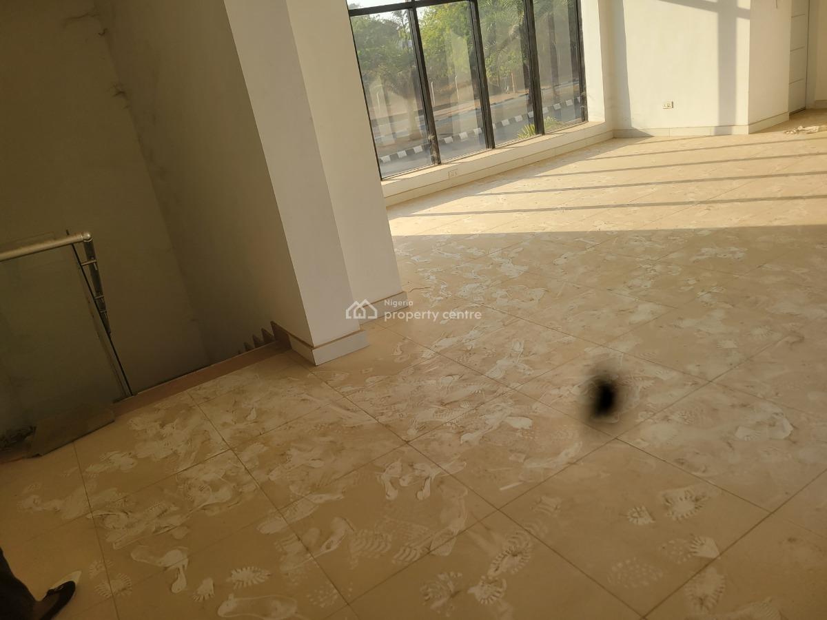 Serviced Showroom, Garki, Abuja, Plaza / Complex / Mall for Rent
