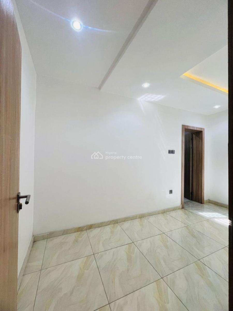 Exquisite 4 Bedrooms Terrace with Bq, Lekki Phase 1, Lekki, Lagos, Terraced Duplex for Rent