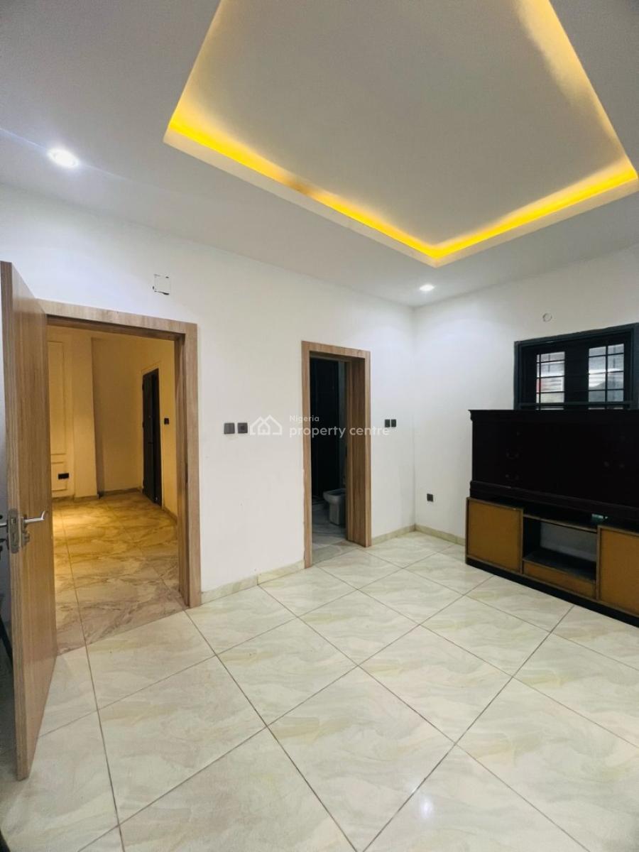 Exquisite 4 Bedrooms Terrace with Bq, Lekki Phase 1, Lekki, Lagos, Terraced Duplex for Rent