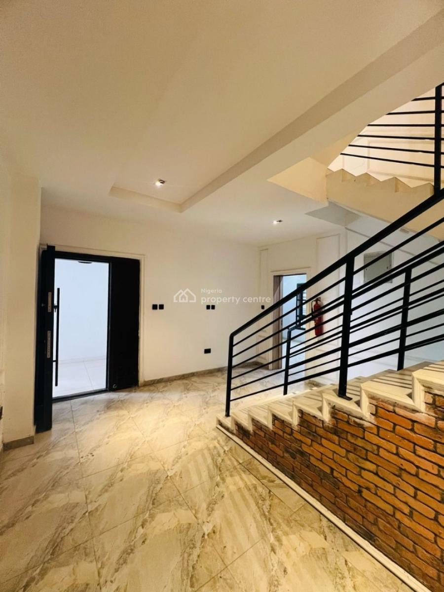 Exquisite 4 Bedrooms Terrace with Bq, Lekki Phase 1, Lekki, Lagos, Terraced Duplex for Rent