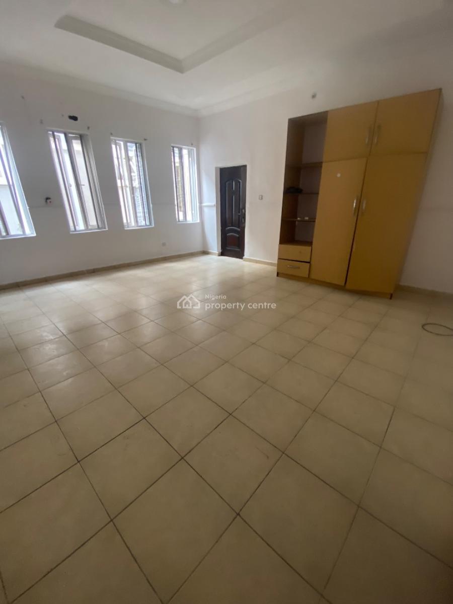 Spacious Studio Apartment with Personal Kitchen, Chevy View Estate, Lekki Expressway, Lekki, Lagos, Flat / Apartment for Rent