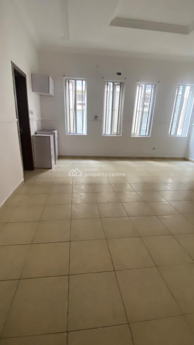Spacious Studio Apartment with Personal Kitchen, Chevy View Estate, Lekki Expressway, Lekki, Lagos, Flat / Apartment for Rent