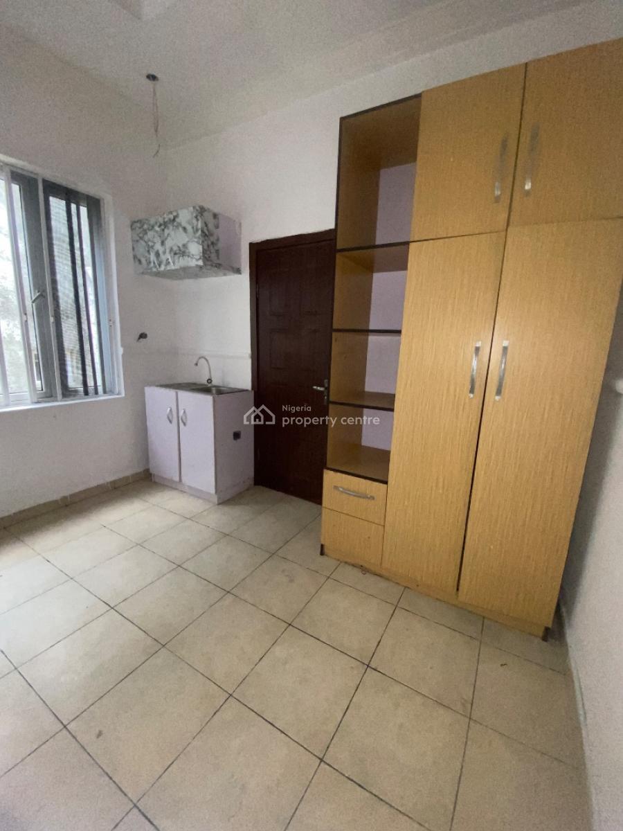 Standard Studio Apartment with Personal Kitchen, Chevy View Estate, Lekki Expressway, Lekki, Lagos, Flat / Apartment for Rent