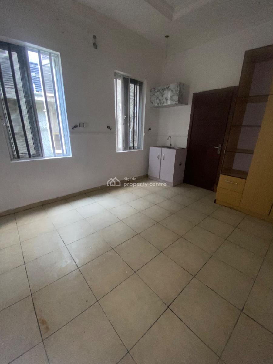 Standard Studio Apartment with Personal Kitchen, Chevy View Estate, Lekki Expressway, Lekki, Lagos, Flat / Apartment for Rent