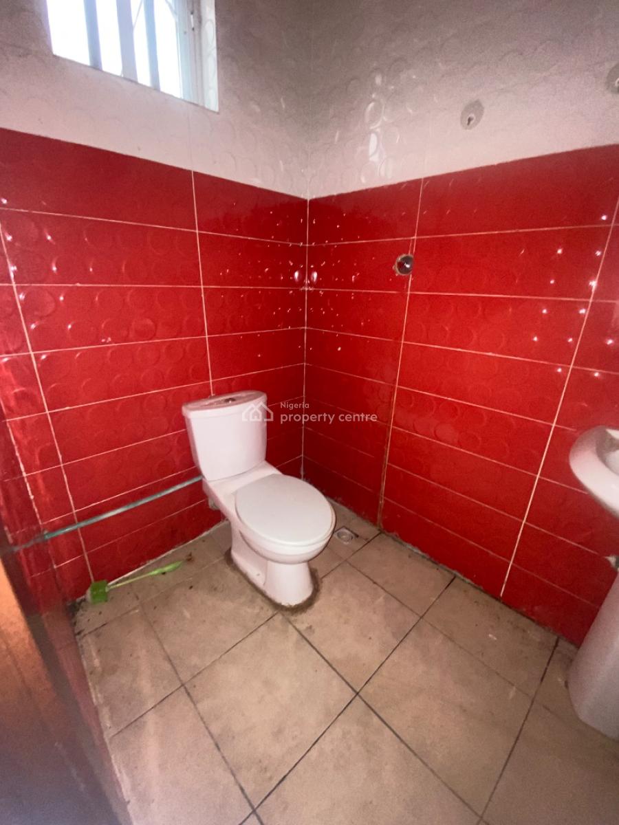 Standard Studio Apartment with Personal Kitchen, Chevy View Estate, Lekki Expressway, Lekki, Lagos, Flat / Apartment for Rent