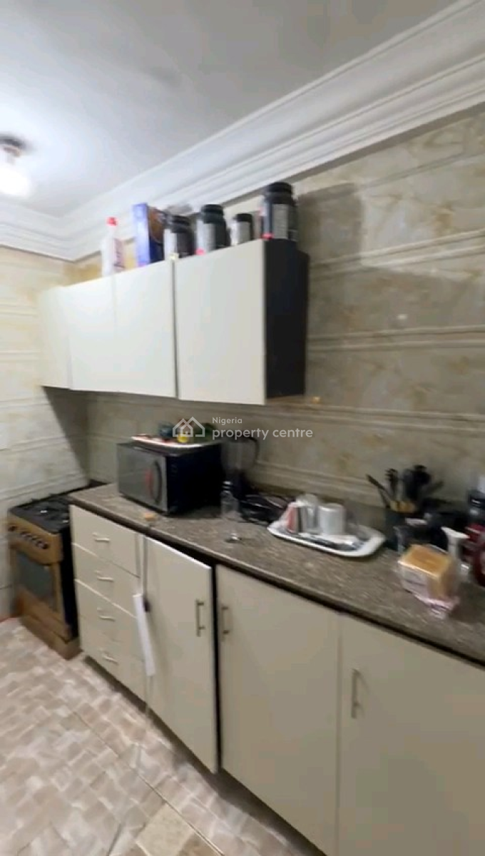 Super Luxurious 3-bedroom Ground Floor Flat + Bq -- Utako District, Utako, Abuja, Flat / Apartment for Rent