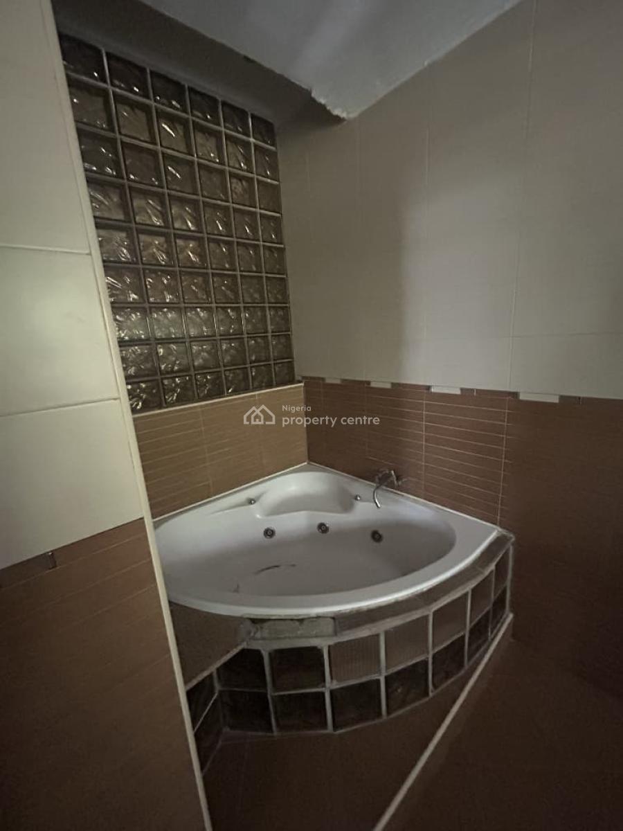 4 Bedroom Semi-detached Duplex with One Room Bq, Lekki Phase 1, Lekki, Lagos, Semi-detached Duplex for Rent