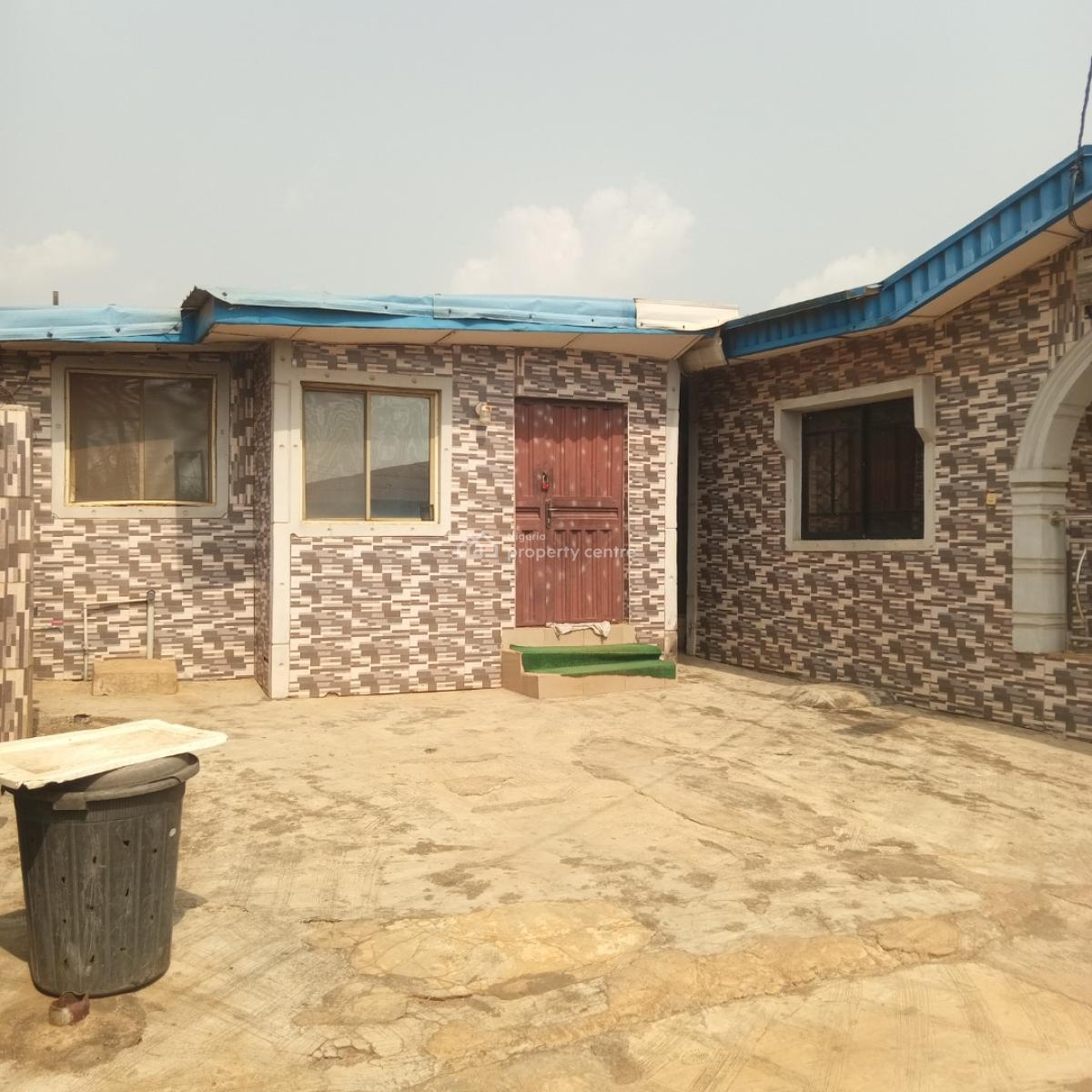 a Bungalow Sitting on a Plot of Land Measuring 679sqm, Itamaga, Ikorodu, Ikorodu, Lagos, Semi-detached Bungalow for Sale