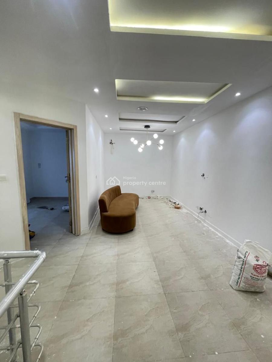 Nice 4 Bedrooms Terrace Duplex with Bq, Osapa, Lekki, Lagos, Terraced Duplex for Rent