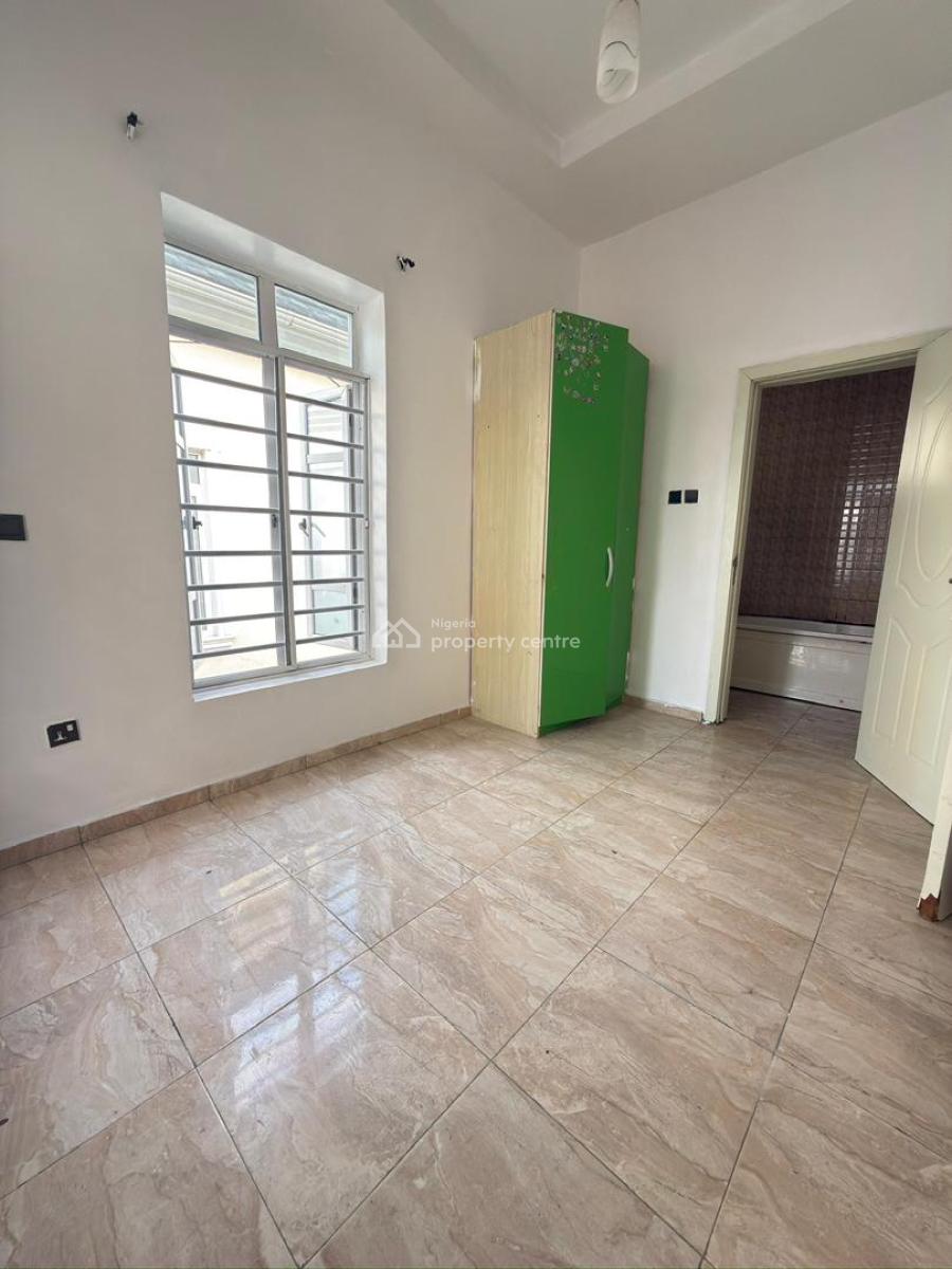 Shared Apartments, Ikota, Lekki, Lagos, Self Contain (single Rooms) for Rent