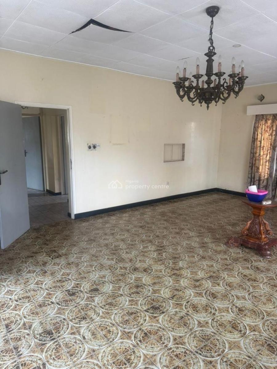 Spacious Detached 3 Bedroom Bungalow, Adeniran, Surulere, Lagos, Office Space for Rent