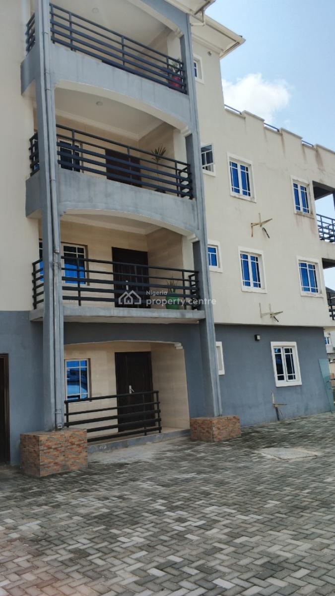 Luxury 3bedroom Flat with Bq, Off Mobil Road, Ilaje, Ajah, Lagos, Flat / Apartment for Rent