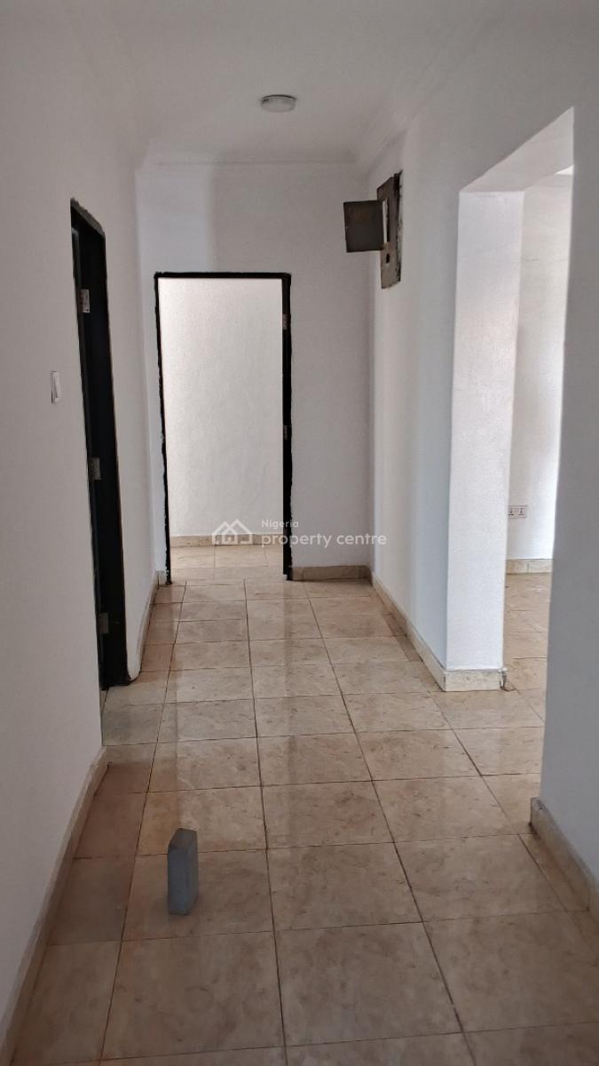 Luxury 3bedroom Flat with Bq, Off Mobil Road, Ilaje, Ajah, Lagos, Flat / Apartment for Rent