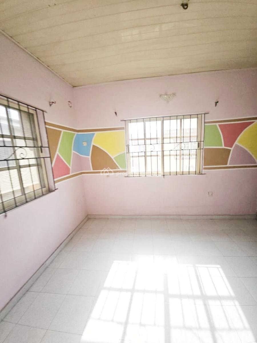 Luxury 3 Bedroom Flat, Gra Phase 1, Magodo, Lagos, Flat / Apartment for Rent