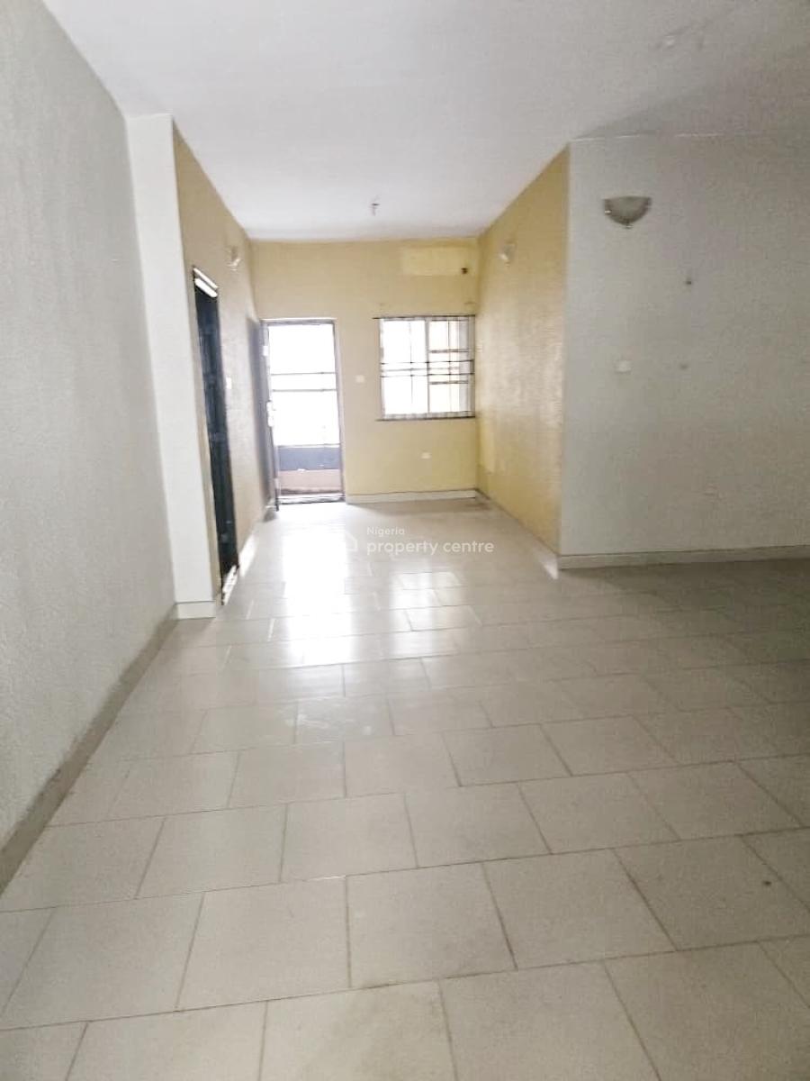 Luxury 3 Bedroom Flat, Gra Phase 1, Magodo, Lagos, Flat / Apartment for Rent