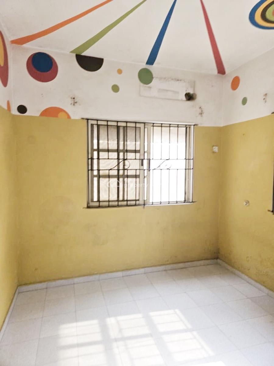 Luxury 3 Bedroom Flat, Gra Phase 1, Magodo, Lagos, Flat / Apartment for Rent