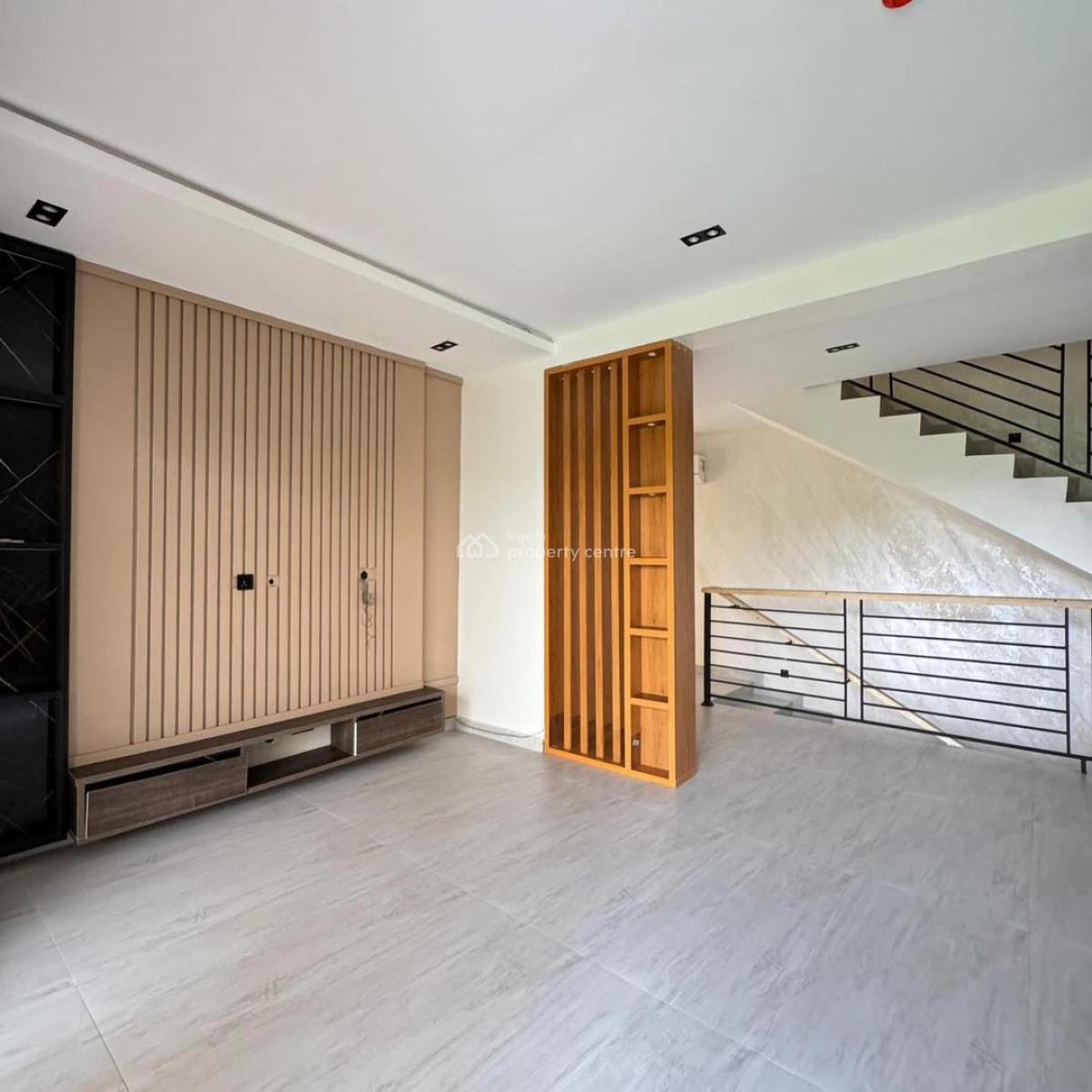 Exquisitely Built and Furnished 4 Bedrooms Terraced Duplex, Obanikoro, Shomolu, Lagos, Terraced Duplex for Sale