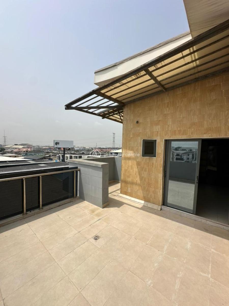 2 Bedrooms All Ensuite Apartment, Ologolo, Lekki, Lagos, Flat / Apartment for Rent