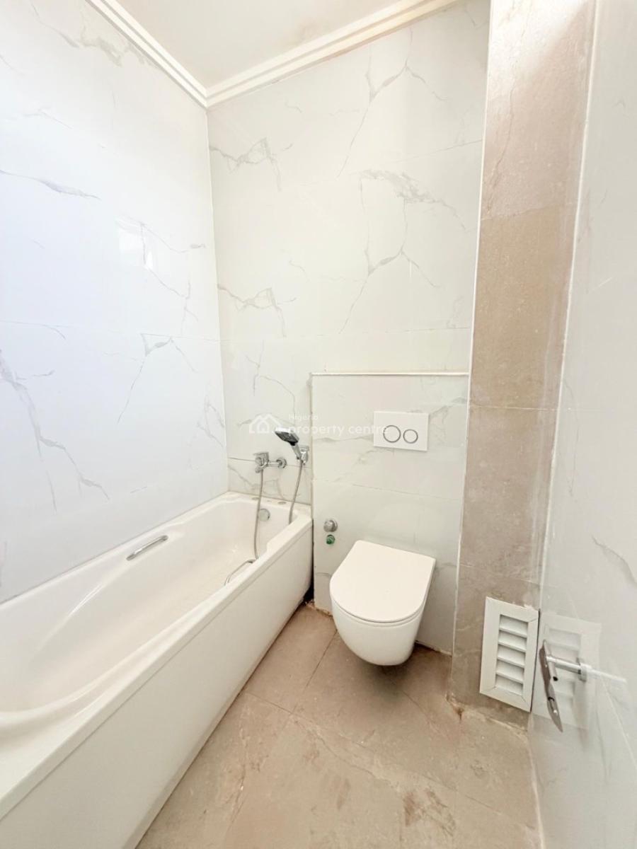 Stunning 4 Bedroom Maisonette with Bq, Lekki Phase 1, Lekki, Lagos, Flat / Apartment for Sale