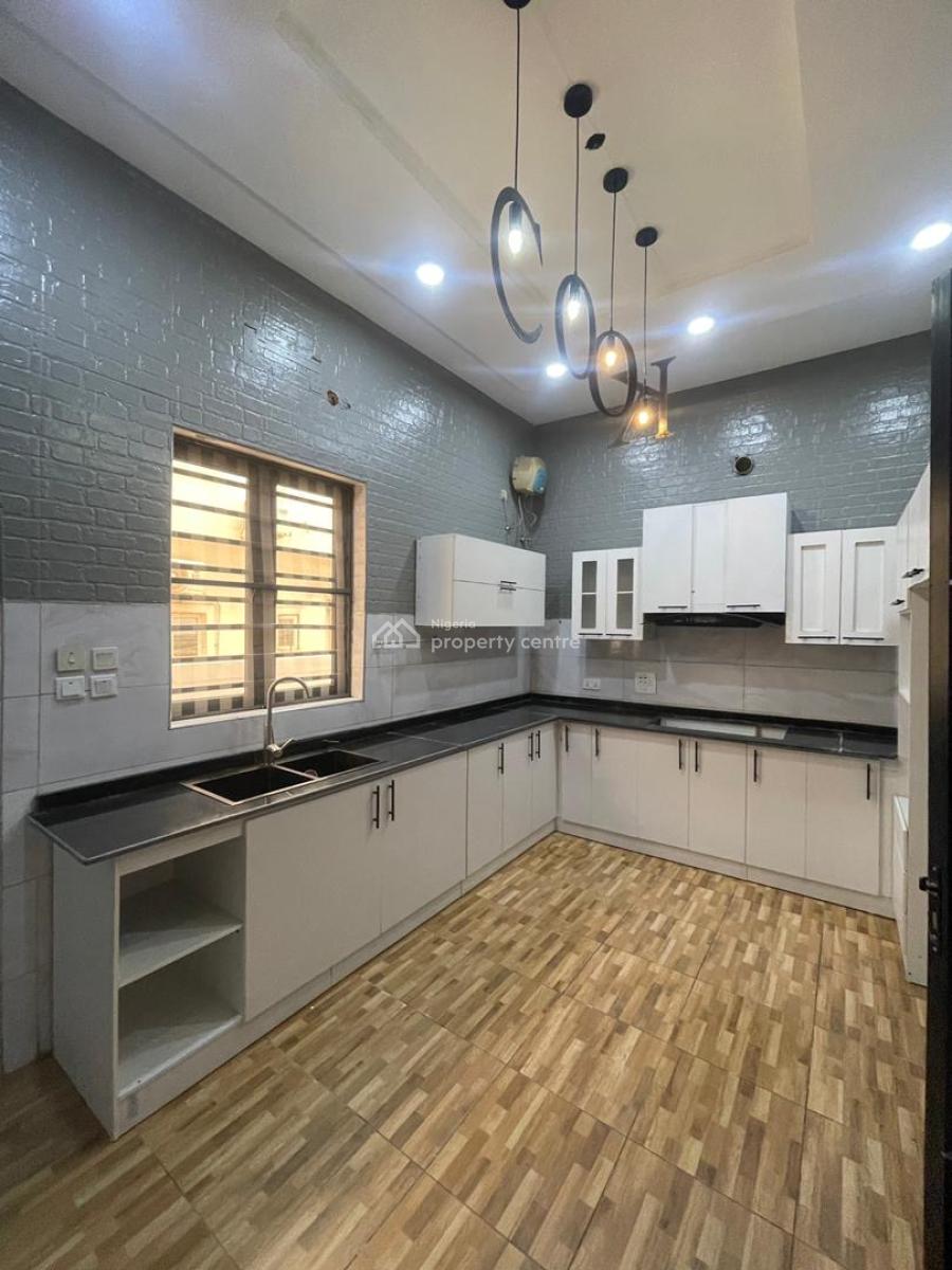 4 Bedroom Semi Detached Duplex in a Secured Estate, Chevron, Lekki, Lagos, Semi-detached Duplex for Rent
