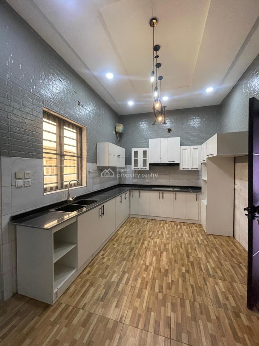 4 Bedroom Semi Detached Duplex in a Secured Estate, Chevron, Lekki, Lagos, Semi-detached Duplex for Rent