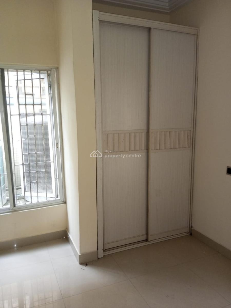 Massive 3 Bedroom Flat Apartment with Bq, Osapa, Lekki, Lagos, Flat / Apartment for Rent