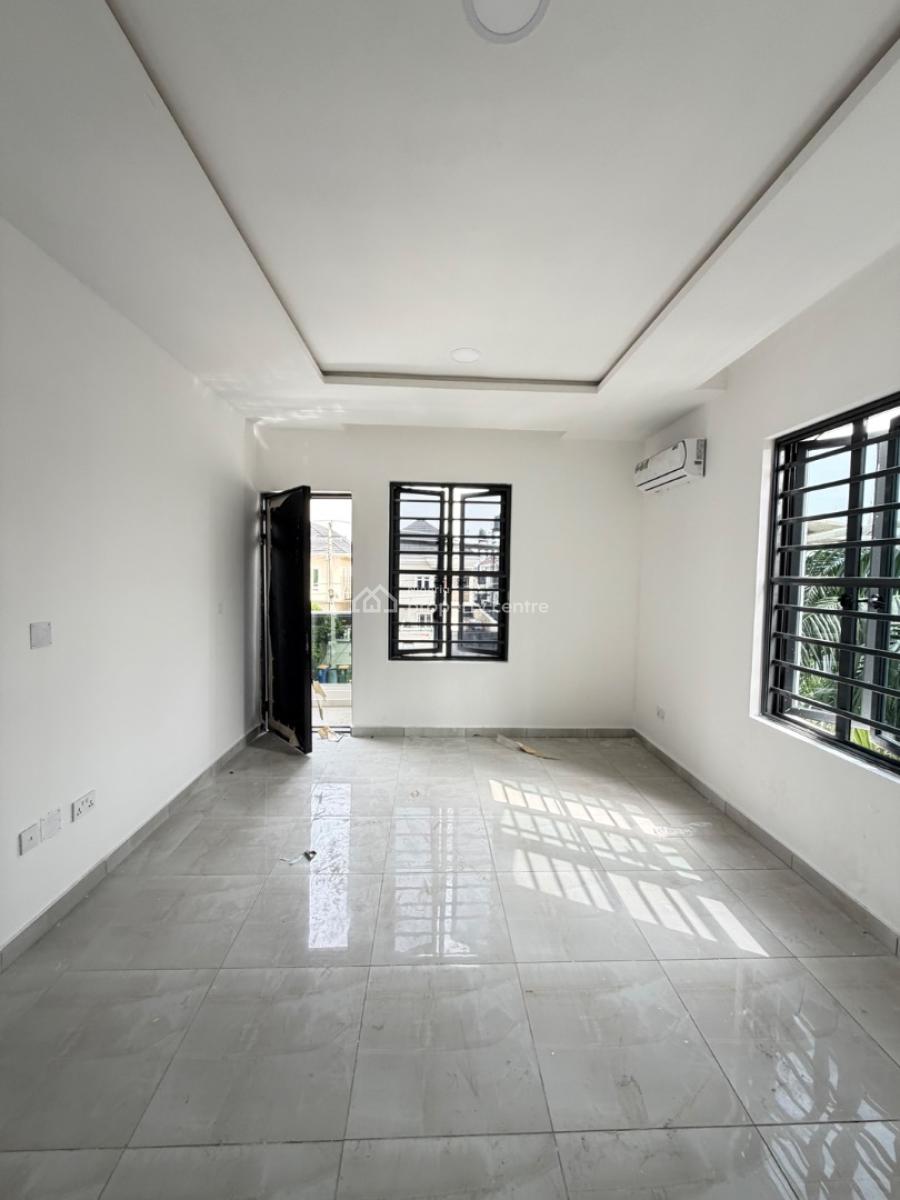Newly Built 3 Bedroom Flat with Bq, Lekki Phase 1, Lekki, Lagos, Flat / Apartment for Sale