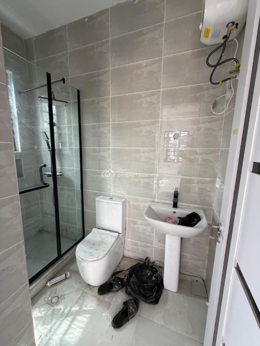 Newly Built 3 Bedroom Flat with Bq, Lekki Phase 1, Lekki, Lagos, Flat / Apartment for Sale