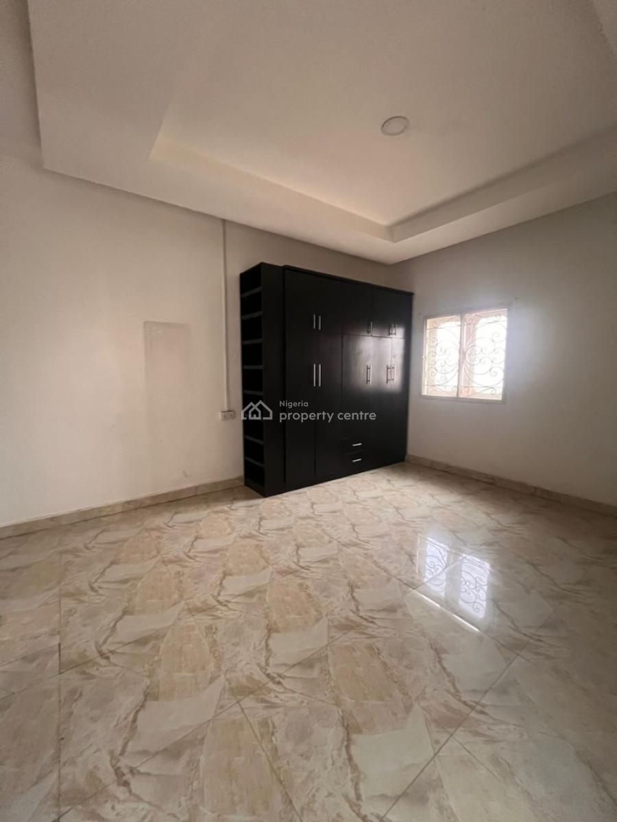 Well Built 2 Bedroom Flat, Jahi, Abuja, Flat / Apartment for Rent