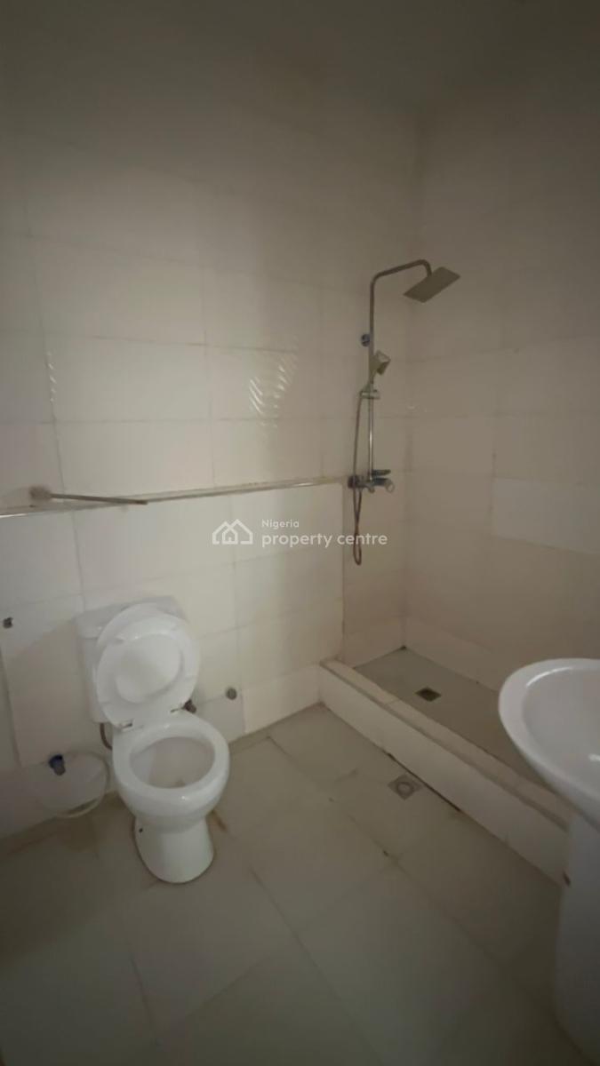 Well Built 2 Bedroom Flat, Jahi, Abuja, Flat / Apartment for Rent