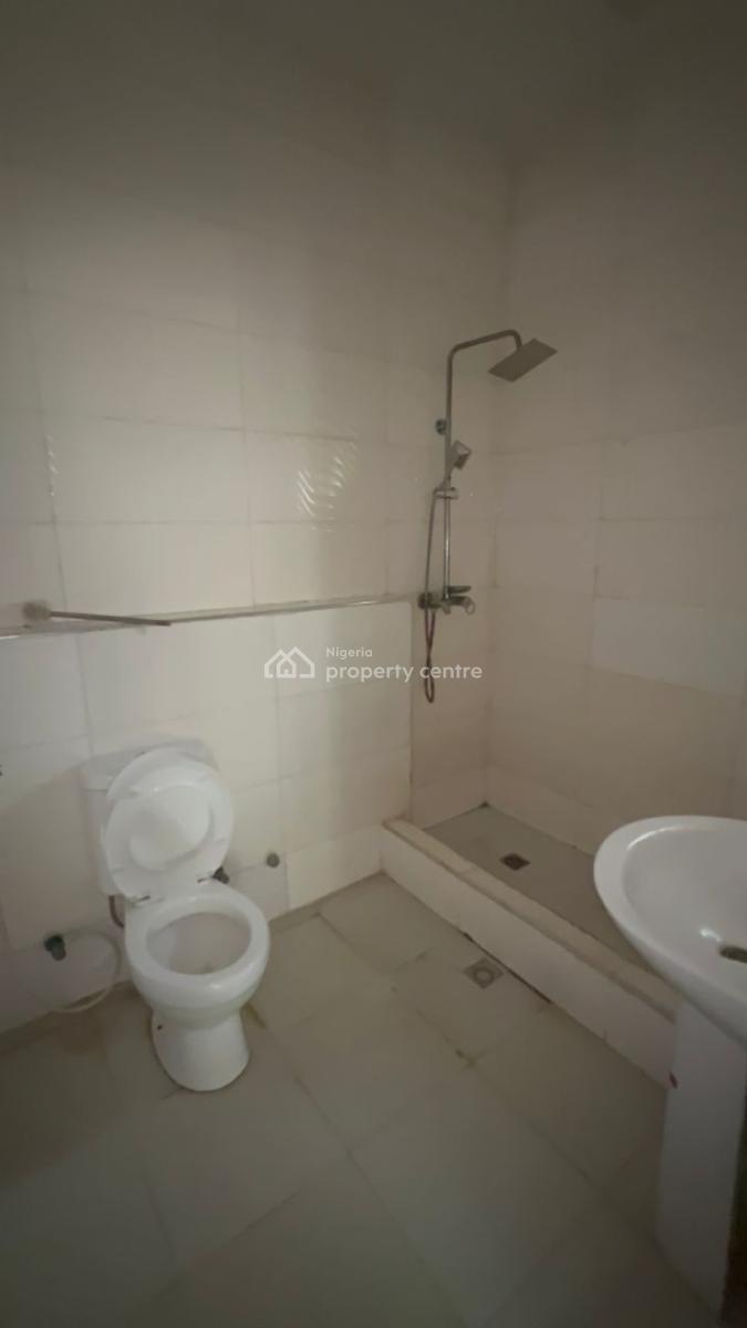 Well Built 2 Bedroom Flat, Jahi, Abuja, Flat / Apartment for Rent