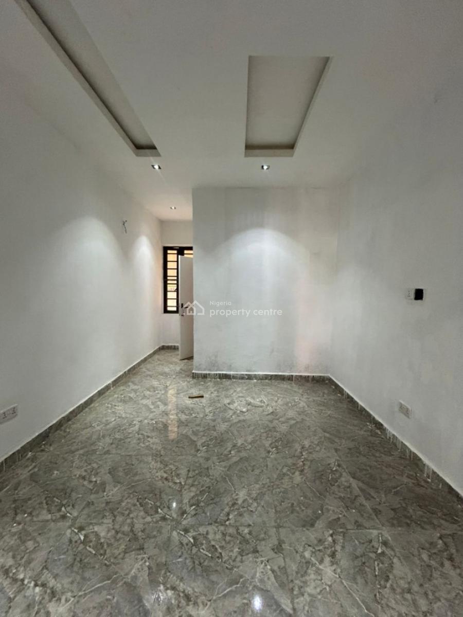 2bedroom Apartment, Ologolo, Lekki, Lagos, Flat / Apartment for Rent