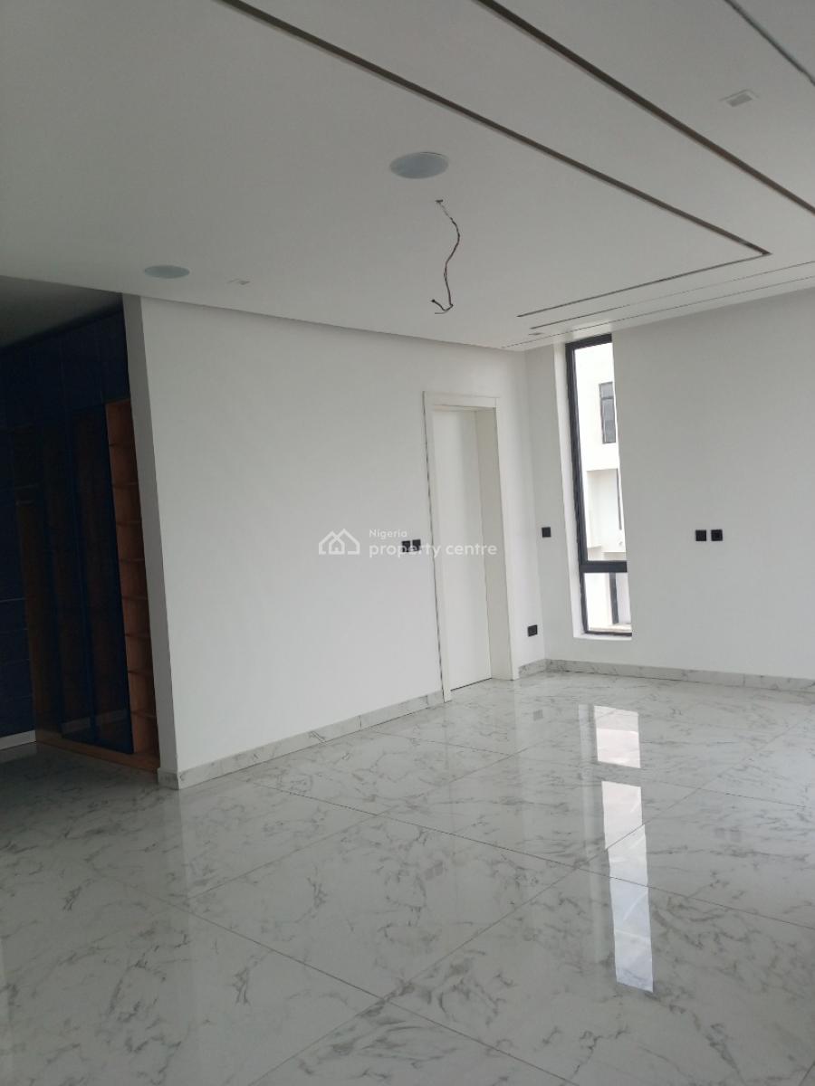 Luxury and Spacious 5 Bedroom Semi-detached Duplex with Bq, Cowry Creek Estate, Ikate, Lekki Phase 1, Lekki, Lagos, Semi-detached Duplex for Sale