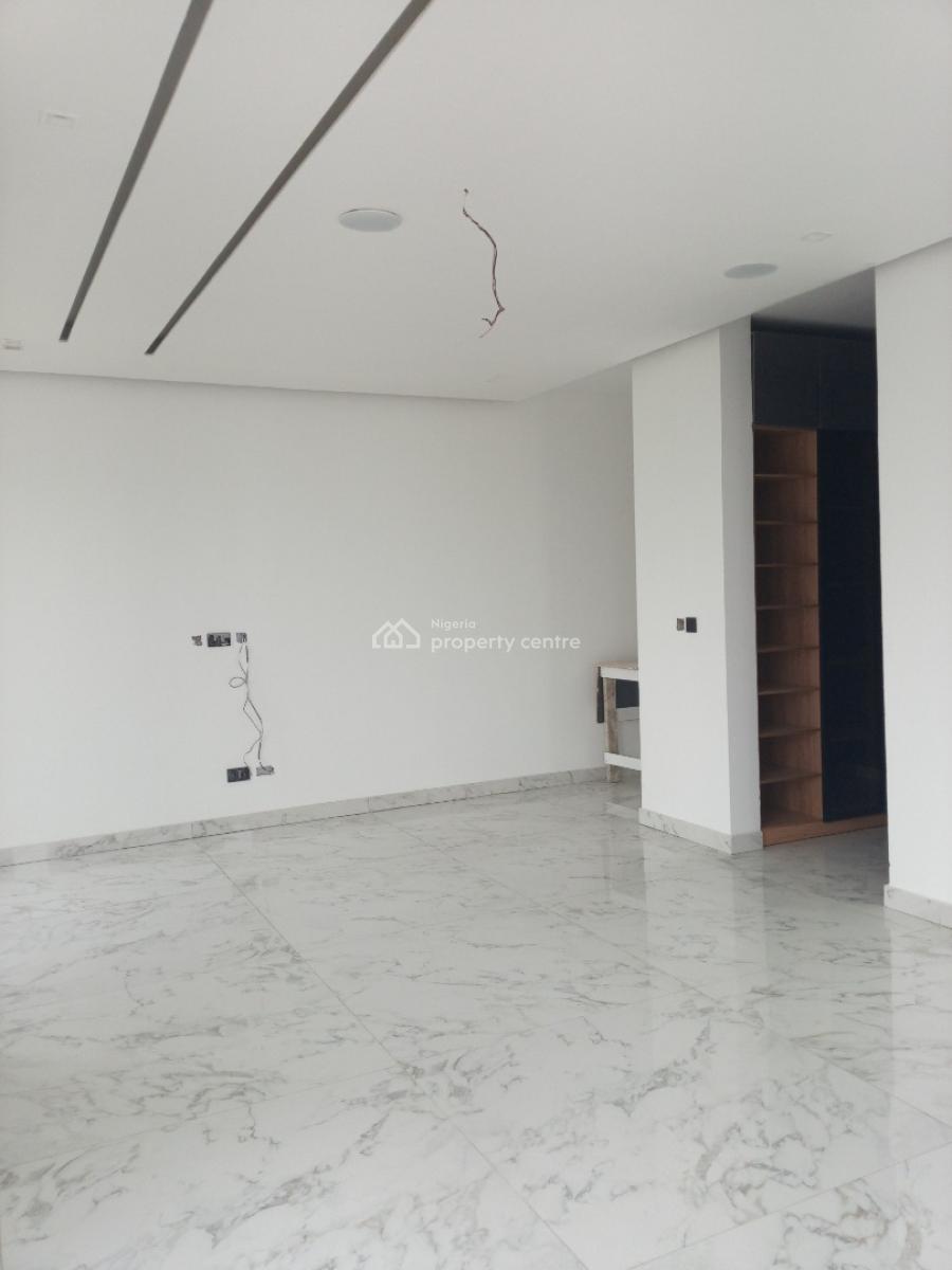 Luxury and Spacious 5 Bedroom Semi-detached Duplex with Bq, Cowry Creek Estate, Ikate, Lekki Phase 1, Lekki, Lagos, Semi-detached Duplex for Sale