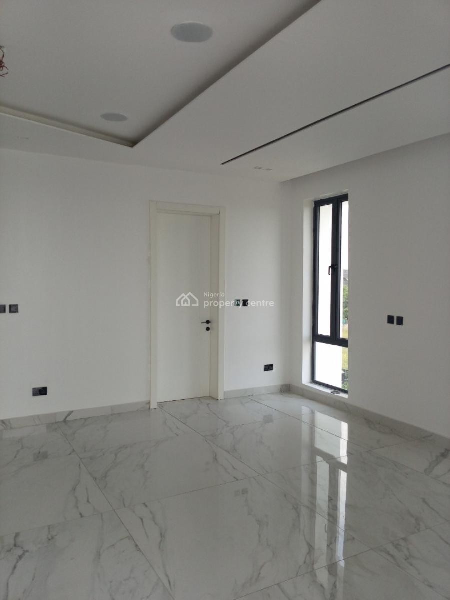 Luxury and Spacious 5 Bedroom Semi-detached Duplex with Bq, Cowry Creek Estate, Ikate, Lekki Phase 1, Lekki, Lagos, Semi-detached Duplex for Sale