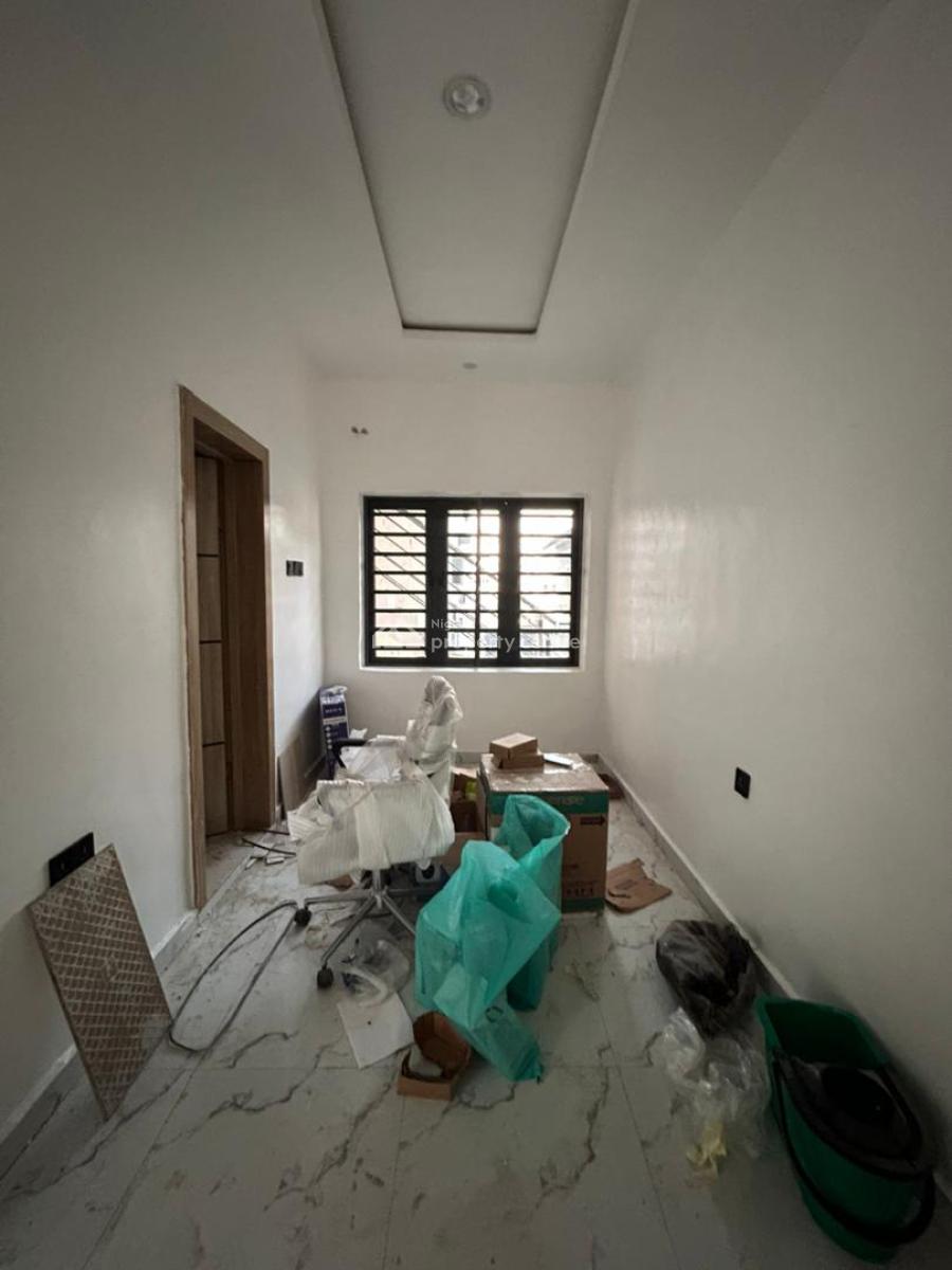 2 Bedrooms Apartment, Ologolo, Lekki, Lagos, Flat / Apartment for Rent