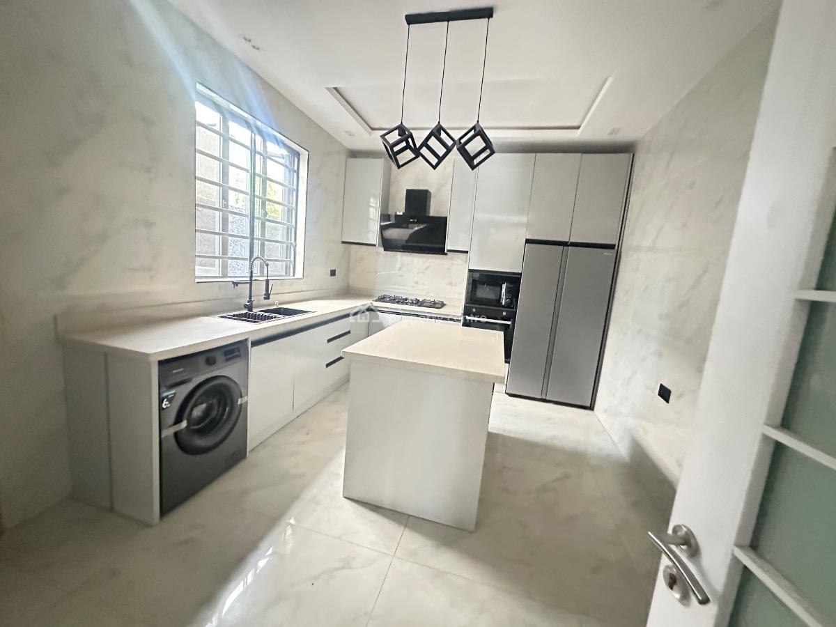 5 Bedroom Fully Detached Duplex with Bq, Lekki, Lagos, Detached Duplex for Sale