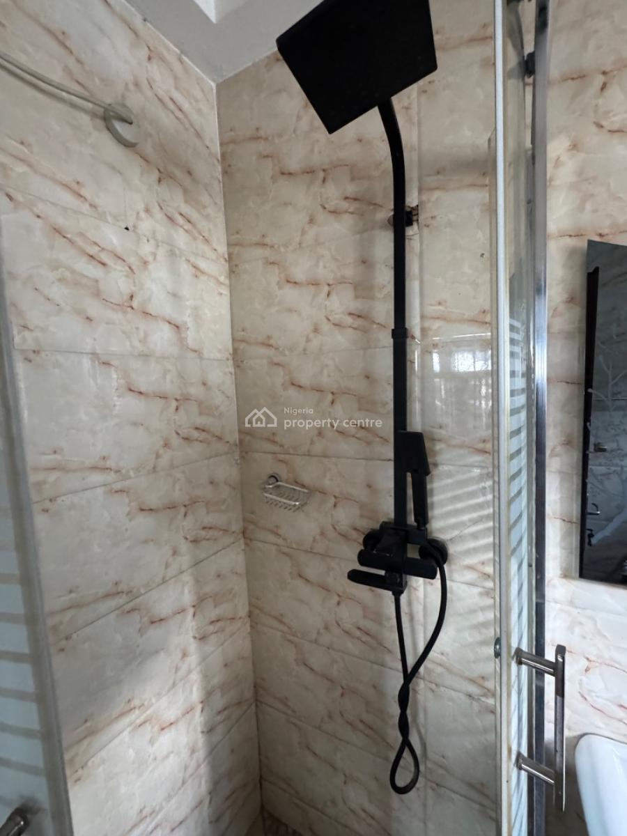 a 2 Bedroom Duplex with 2 People in The Compound, Lekki Phase 1, Lekki, Lagos, Terraced Duplex for Rent