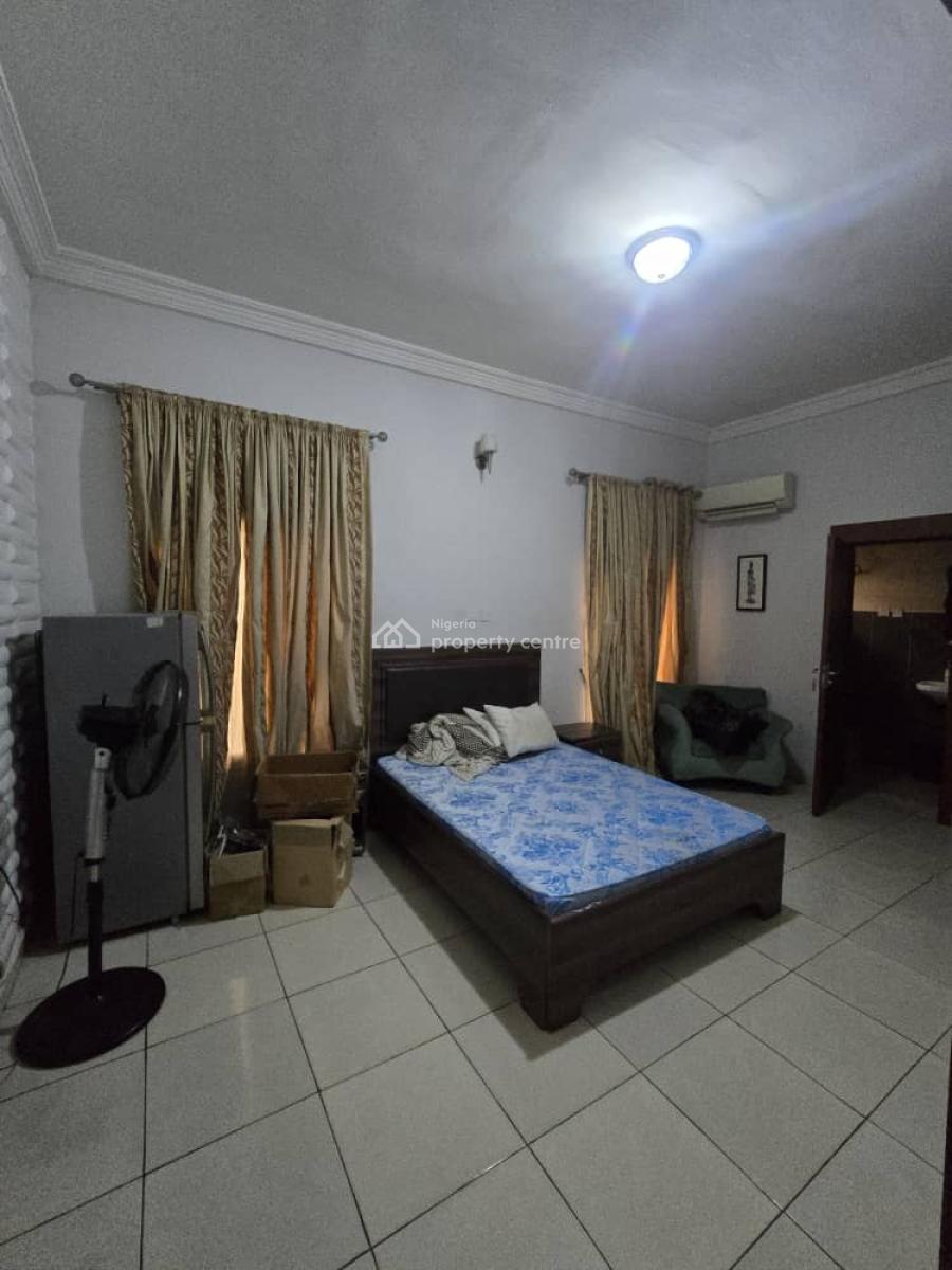 a Distressed 5 Bedroom Detached House on 500sqm, Lekki Phase 1, Lekki, Lagos, Detached Duplex for Sale