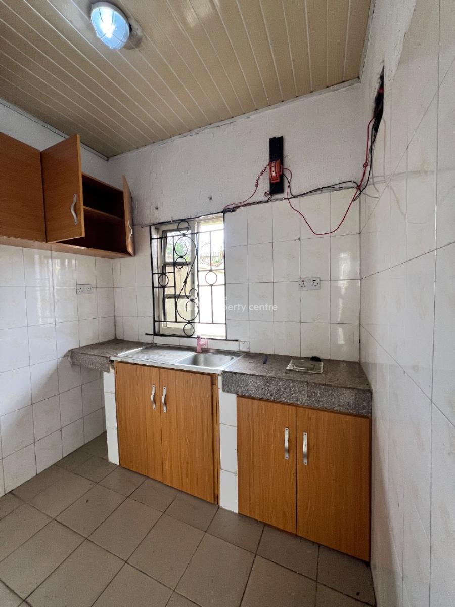 Spacious 1 Bedroom Apartment, Lekki Phase 1, Lekki, Lagos, Flat / Apartment for Rent